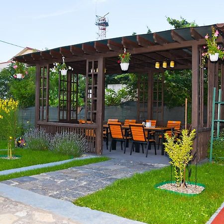 Delta Est Hotel & Restaurant سولينا المظهر الخارجي الصورة