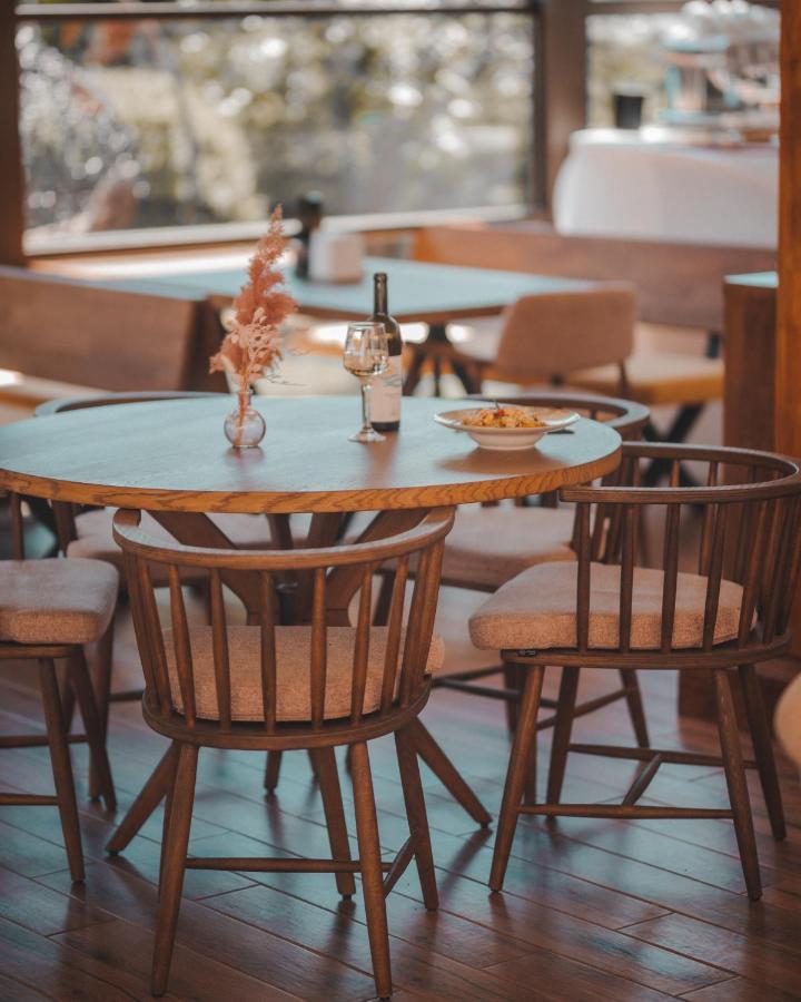 Delta Est Hotel & Restaurant سولينا المظهر الخارجي الصورة